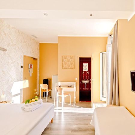 Hotel Lemon Menton Eksteriør billede