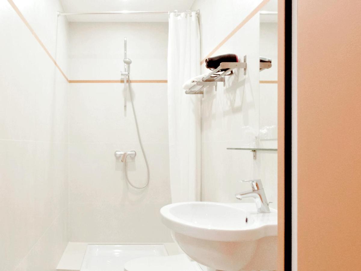 Hotel Lemon Menton Eksteriør billede