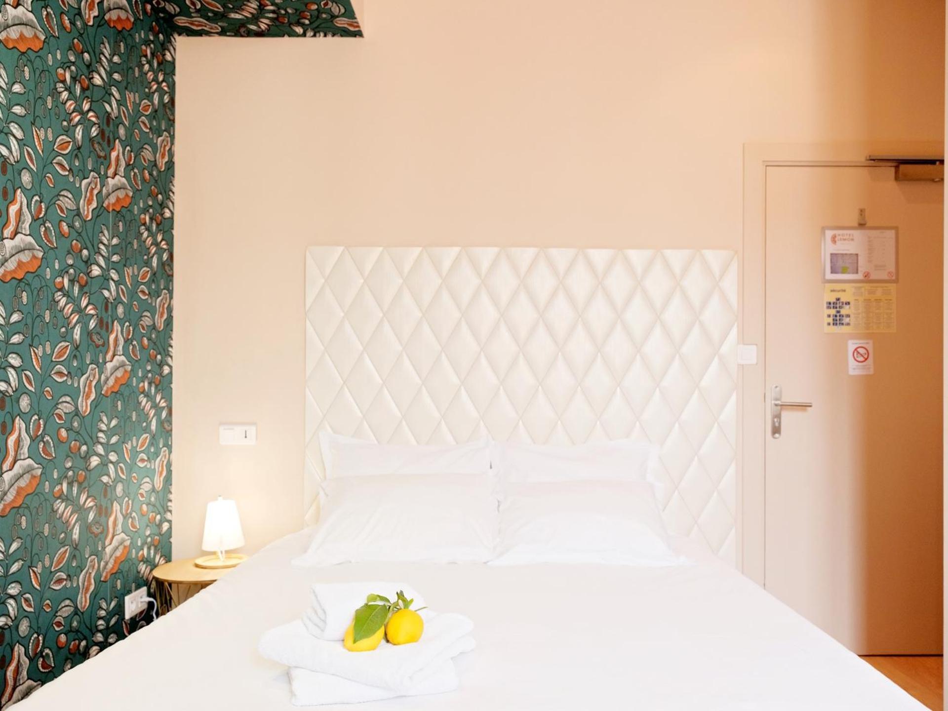 Hotel Lemon Menton Eksteriør billede
